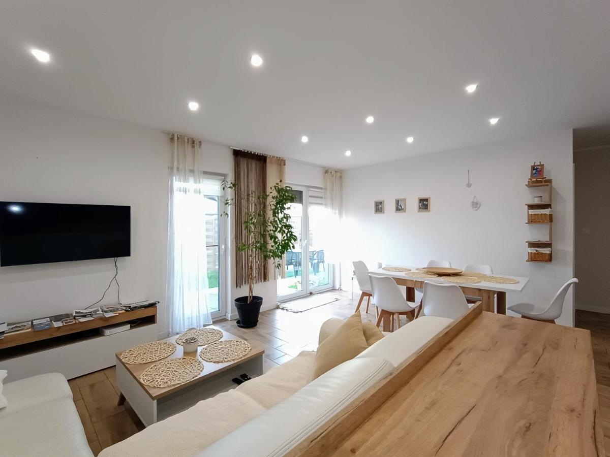 Apartament Przy Kopalni Srebra Tarnowskie Gory Bagian luar foto